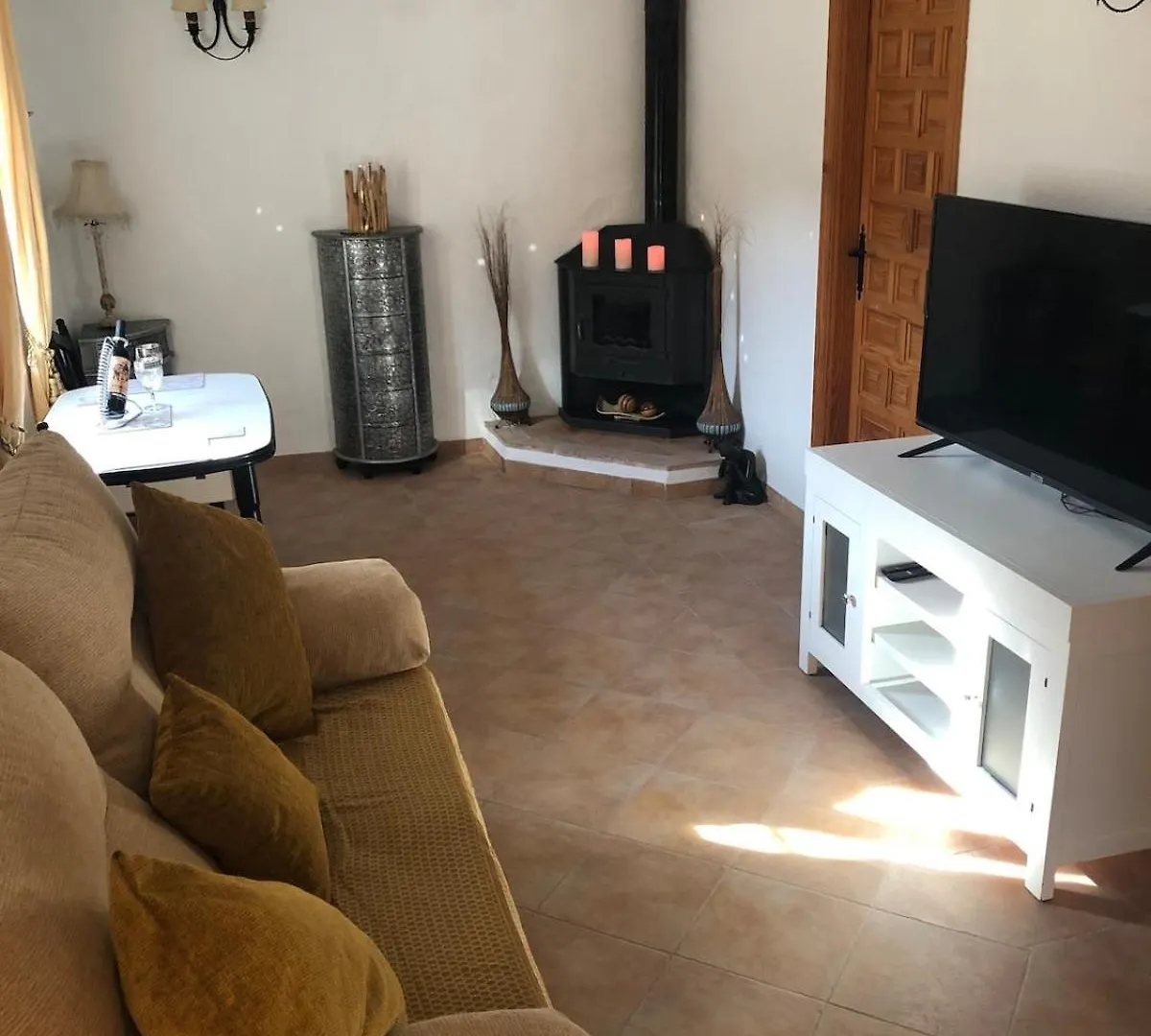 Large 1 Bed Apartment In The Beautiful Countryside 鲁特 西班牙